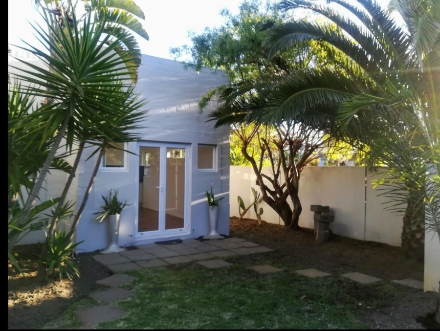 5 Bedroom Property for Sale in Parklands Western Cape